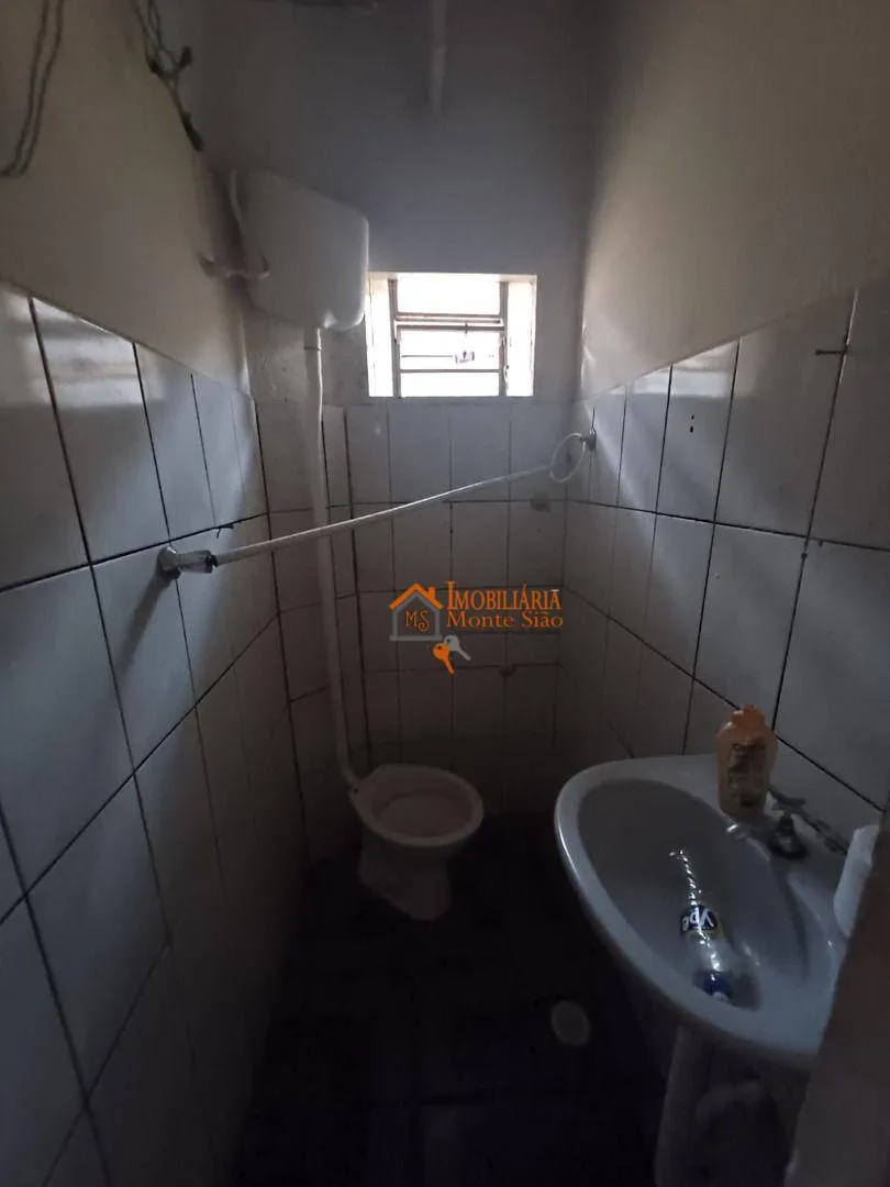 Imagem Casa com 6 dormitórios à venda, 150 m² por R$ 285.000,00 - Cidade Soberana - Guarulhos/SP