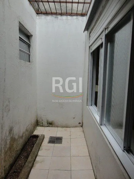 Imagem Casa para Venda - 100m², 3 dormitórios, 4 vagas - Guarujá