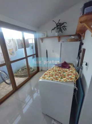 Imagem Sobrado 2 quartos, frente norte, condomínio fechado, ótima localização próximo ao Shopping