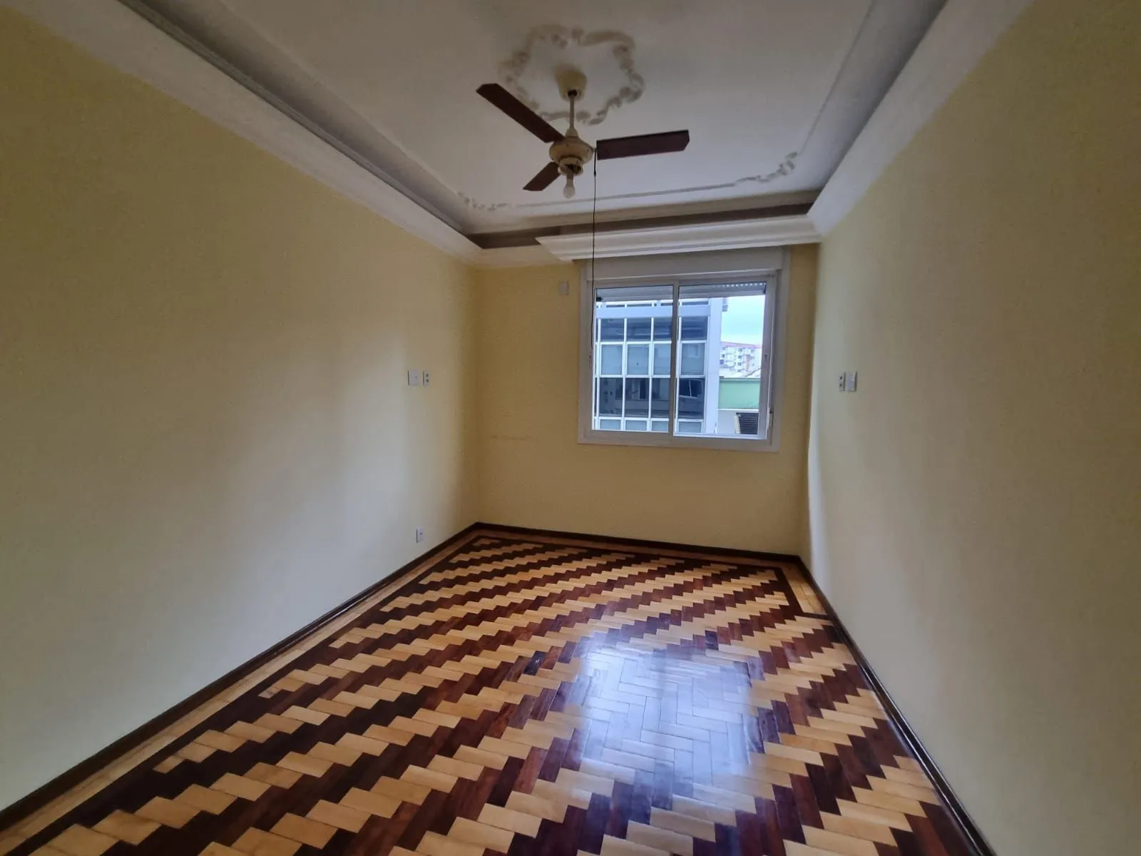 Imagem Apartamento de 3 quartos no bairro Centro