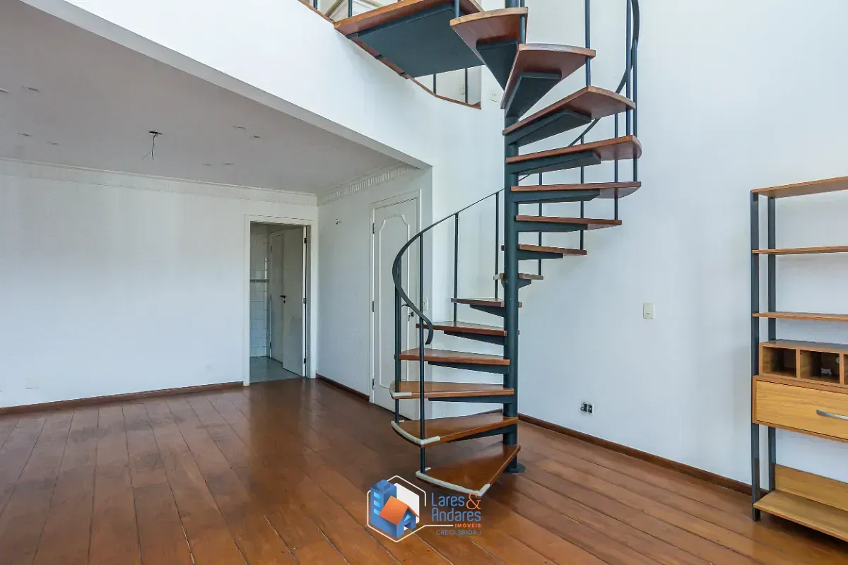 Imagem Cobertura para venda em Vila Suzana com 3 quartos, sendo 1 suíte, 223m²
