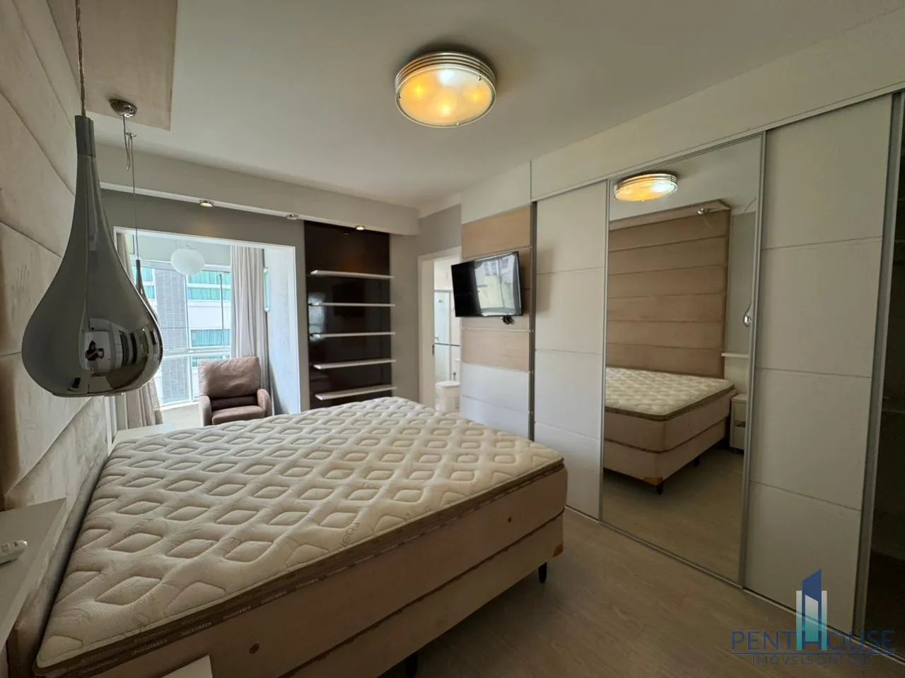 Imagem Cobertura Duplex para Venda em Balneário Camboriú, CENTRO, 3 dormitórios, 3 suítes, 4 banheiros, 5 vagas