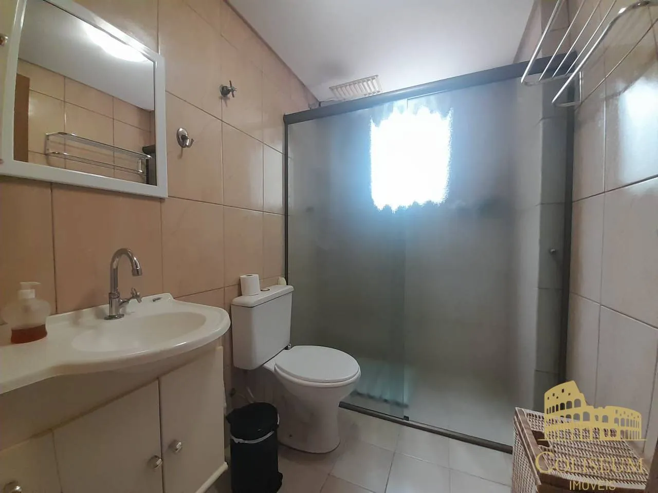 Imagem Apartamento com 2 dormitórios à venda, 93 m² por R$ 425.000,00 - Tupi - Praia Grande/SP