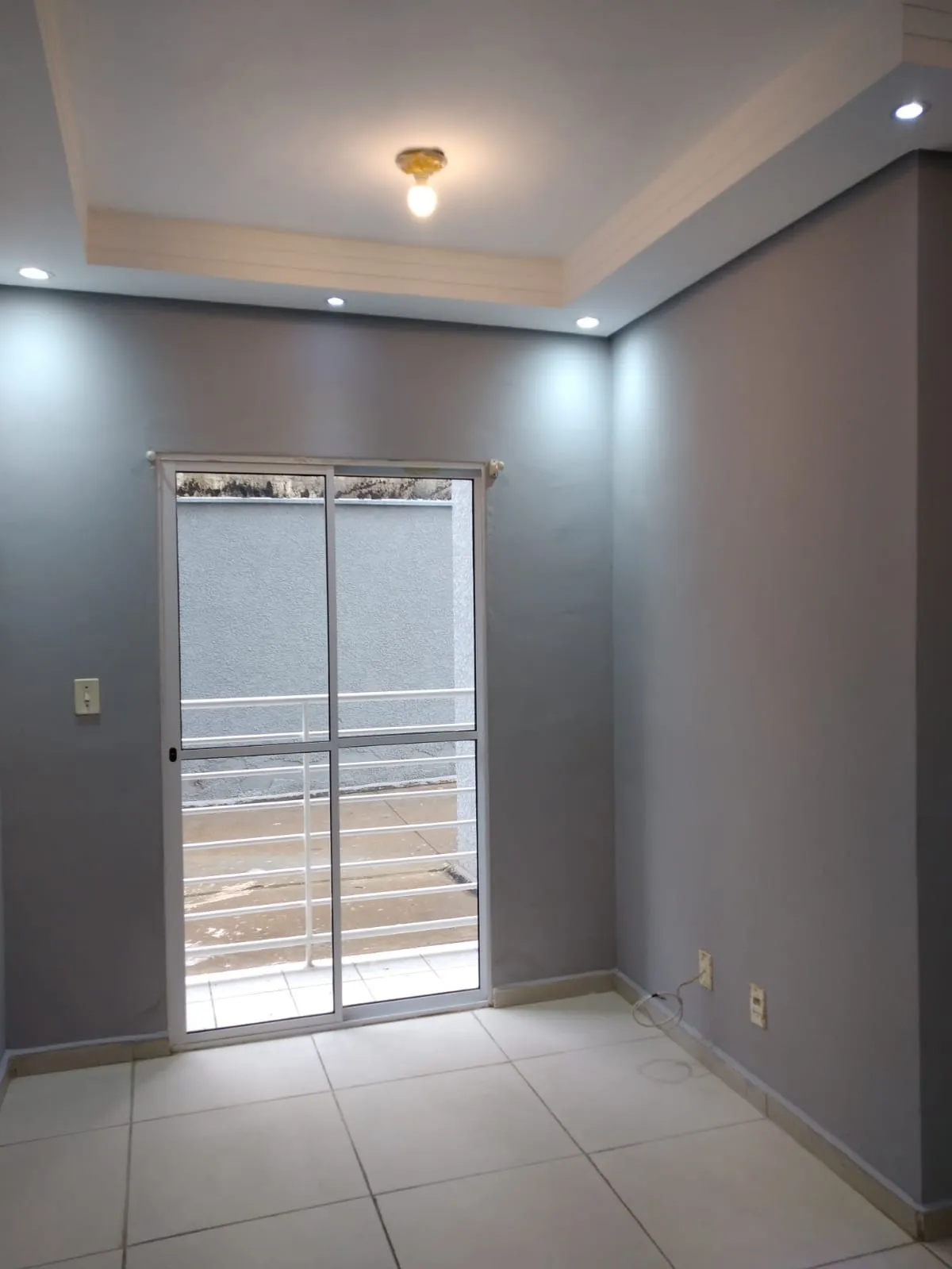 Imagem Condomínio Lótus: Apartamento de 2 Dormitórios e 1 Banheiro no Jardim Simus