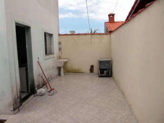 Imagem CASA PÓS LINHA - COM PISCINA, PROXIMO A AV. LUCIANA DE BONA