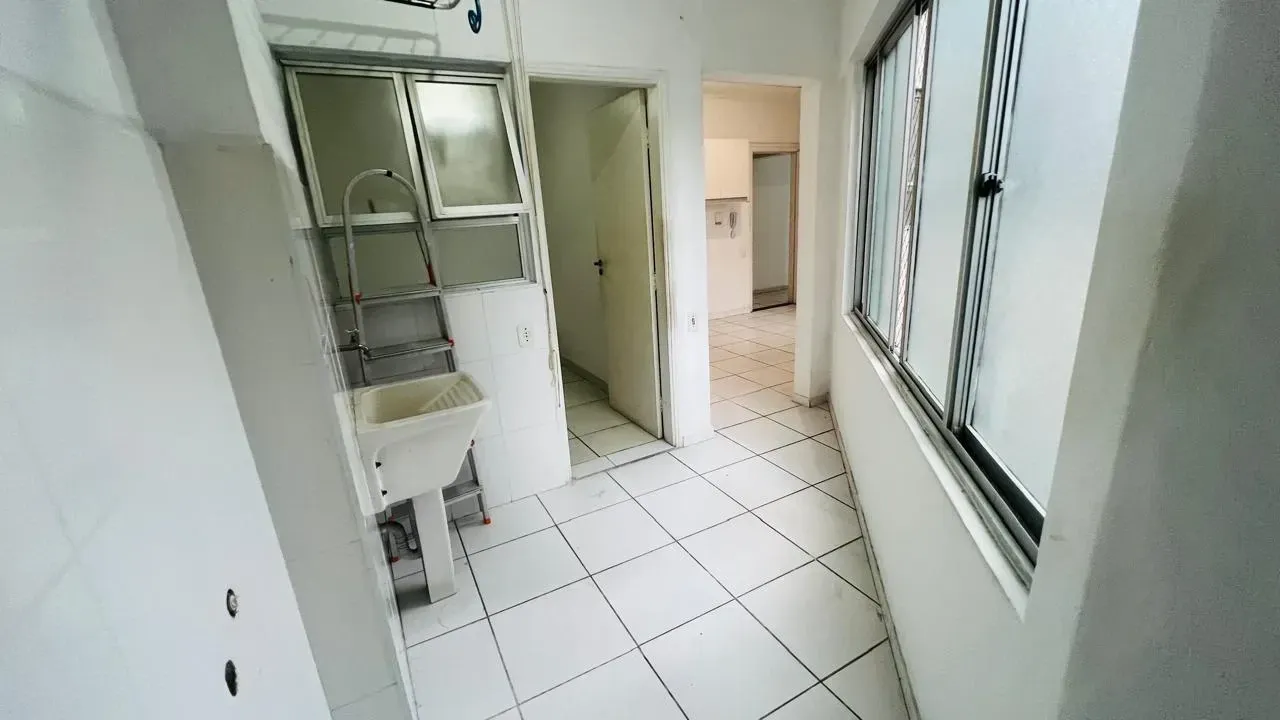 Imagem Apartamento com 2 Quartos à Venda, 84 m² em Gonzaga - Santos
