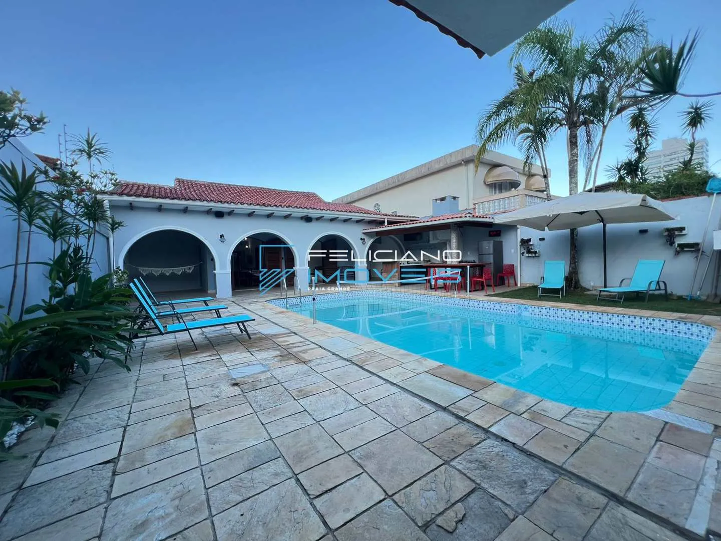 Foto do imóvel Casa com 4 quartos, Flórida, Praia Grande - R$ 990 mil, Cod: 7528 em Rua das Petúnias