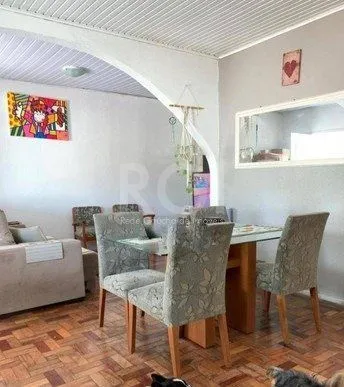 Imagem Casa para Venda - 131.65m², 3 dormitórios, 4 vagas - Parque da Matriz