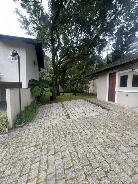 Imagem Casa 4 dormitórios em condominio fechado em Santa Felicidade