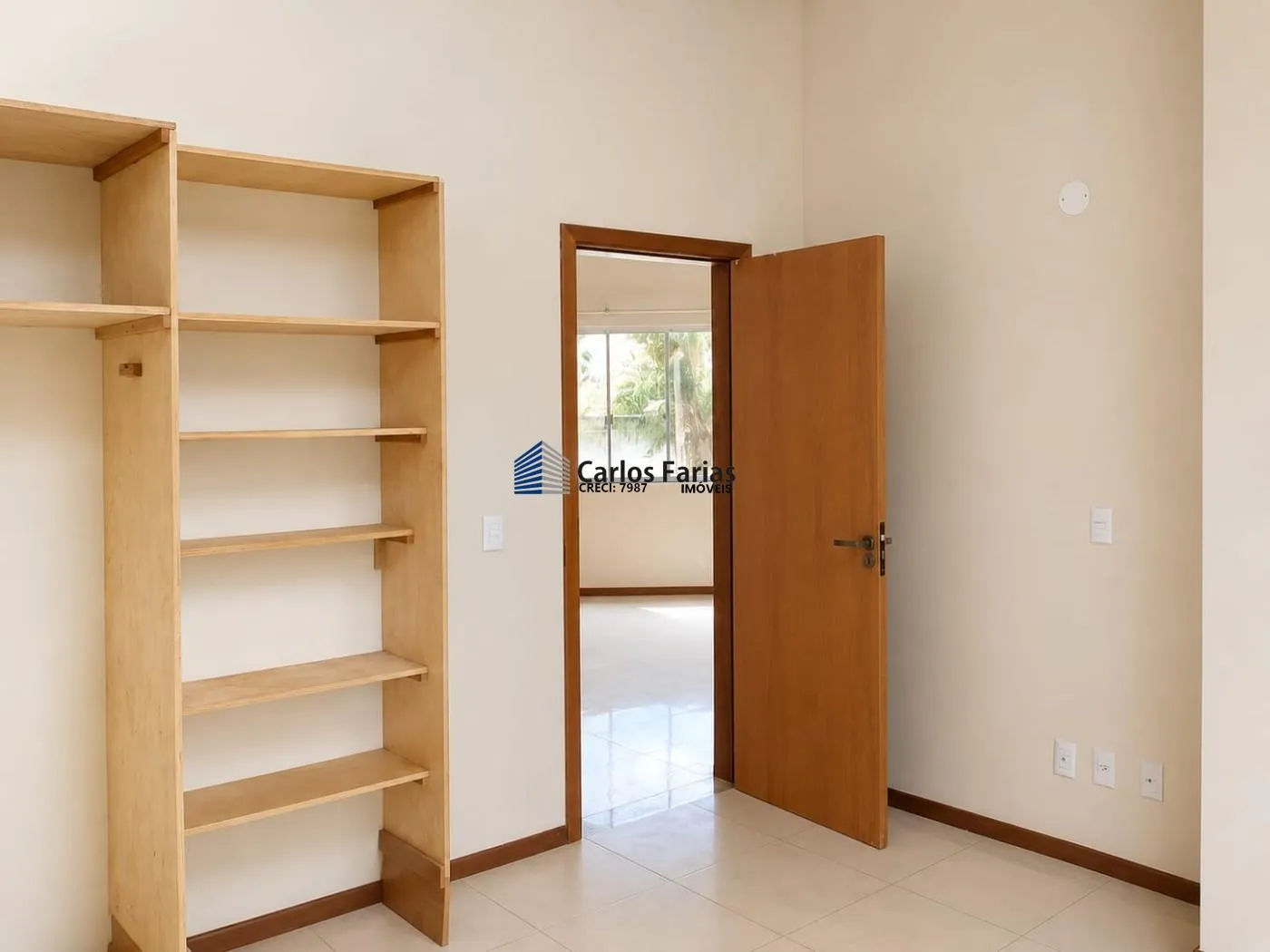 Imagem Casa em Condomínio para Venda em Brasília, Setor Habitacional Jardim Botânico, 4 dormitórios, 1 suíte, 5 banheiros, 2 vagas