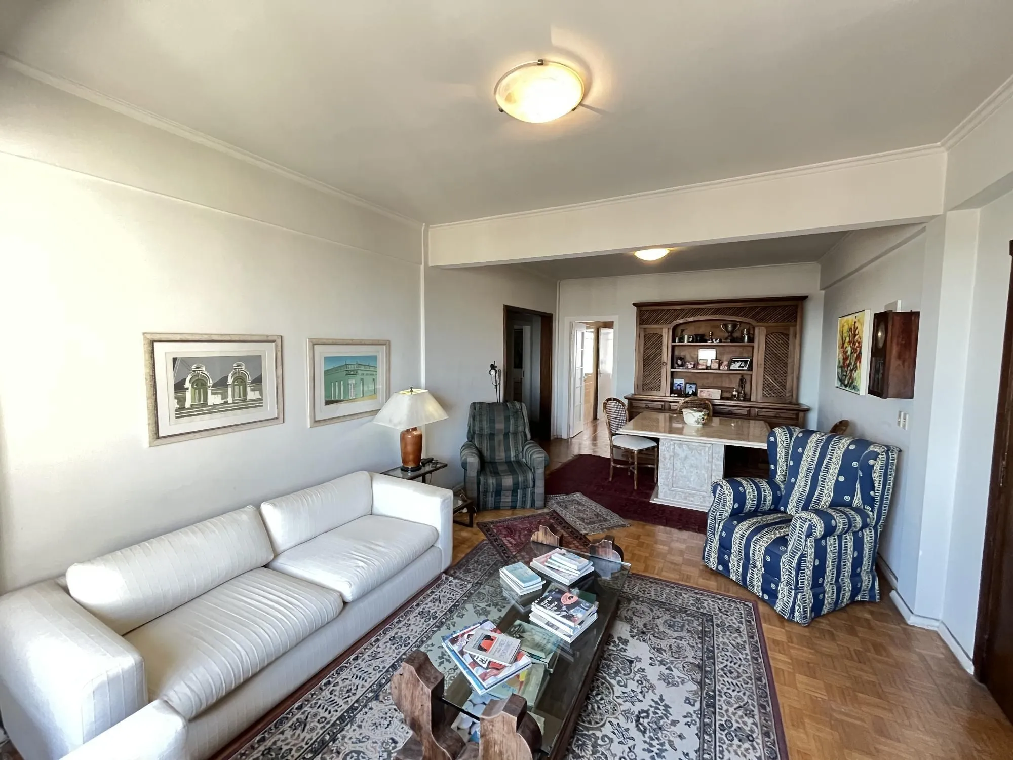 Imagem Apartamento de 3 quartos, suíte e 1 vaga de garagem no bairro Independência POA