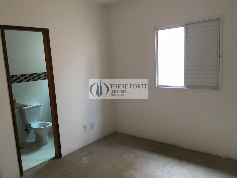 Imagem Sobrado 2 dormitórios 2 suíte e 1 vaga de condomínio na Vila Santa Clara