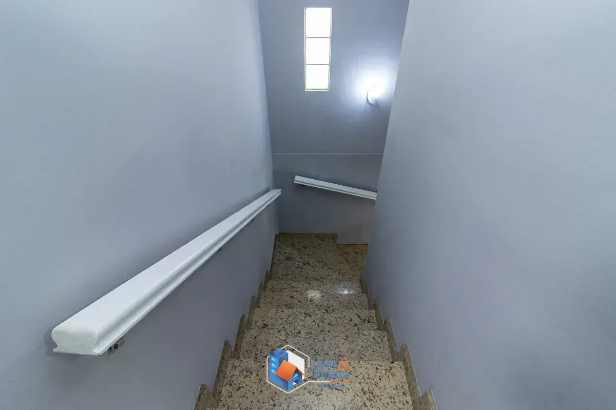 Imagem Sobrado para venda em Vila Nova Cachoeirinha com 3 quartos, sendo 1 suíte, 180m²