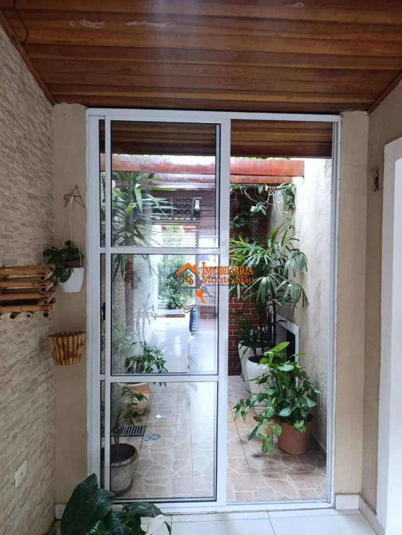 Imagem Casa com 3 dormitórios para alugar, 90 m² por R$ 5.600,00/mês - Vila Bremen - Guarulhos/SP