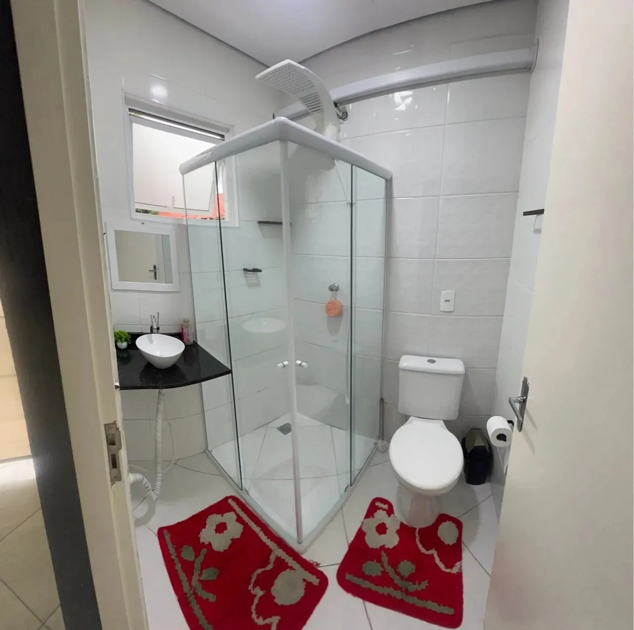 Imagem Excelente apartamento para locação no Jardim Araújo, Votorantim-SP: 2 quartos, 2 salas, 2 banheiros, 2 vagas de garagem!