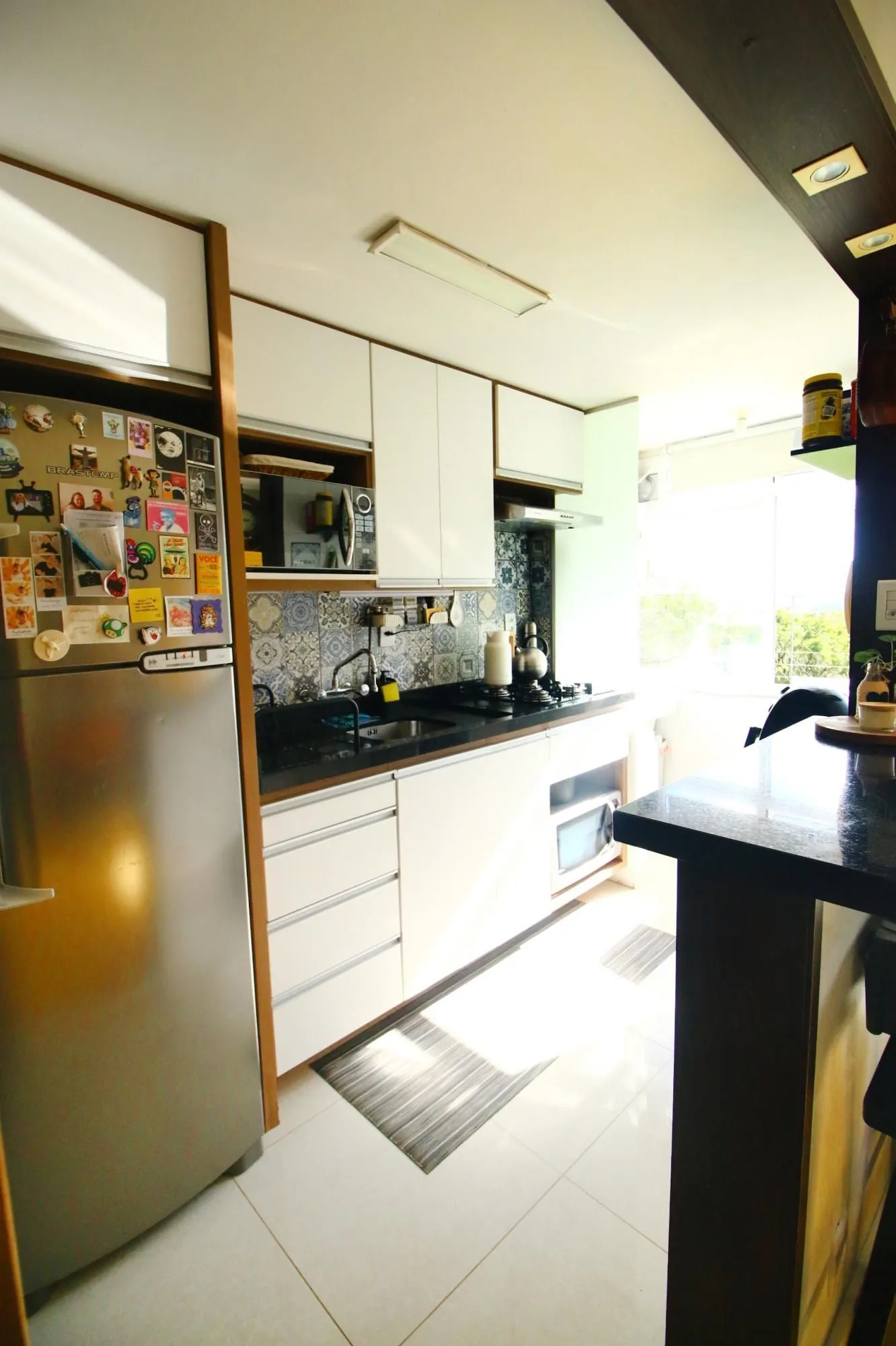 Imagem Apartamento Semi Mobiliado com Vista para Praça na Medianeira - 2 Dormitórios e Excelente Localização!