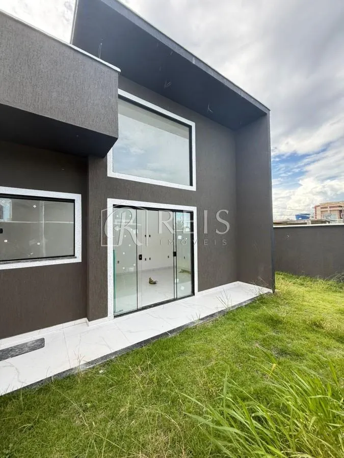Imagem Casa para Venda em Rio das Ostras, Enseada das Gaivotas, 2 dormitórios, 1 suíte, 2 banheiros, 4 vagas