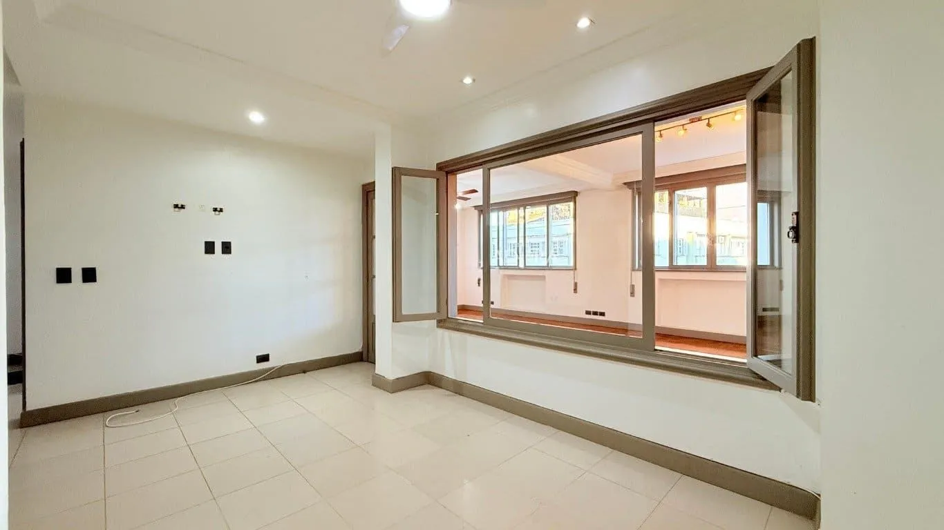 Imagem Apartamento de 3 dormitórios à venda em Independência, Porto Alegre