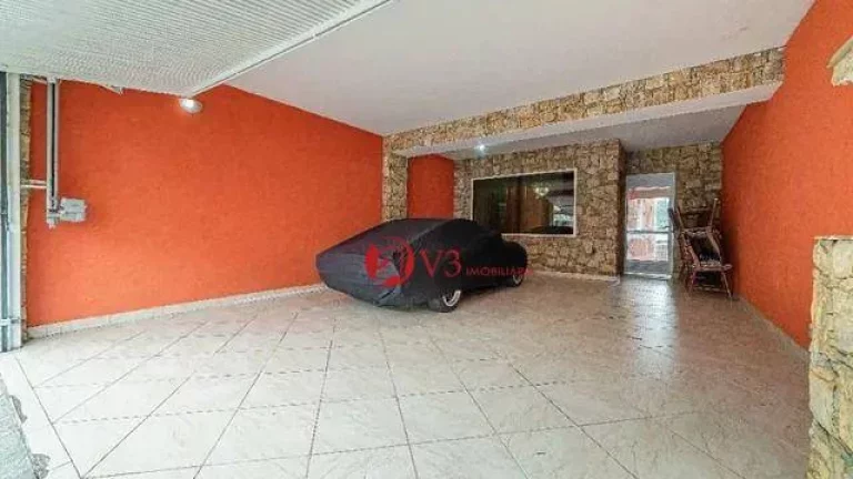 Imagem Sobrado a venda no Parque do Carmo 3 Dormitórios sendo 2 Suítes, 2 Vagas, 500 m