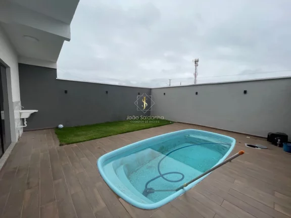 Imagem Sobrado com piscina para venda em Guaratuba(Coroados), 600m do mar!