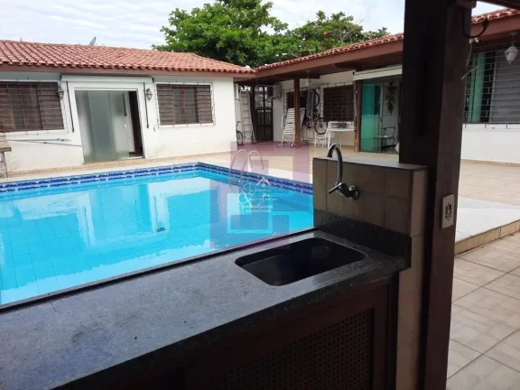 Imagem Enseada !!!! Próximo a Praia.