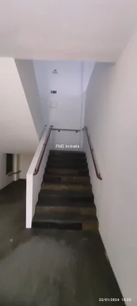 Imagem Galpão com 3600m² em Taboão da Serra - SP