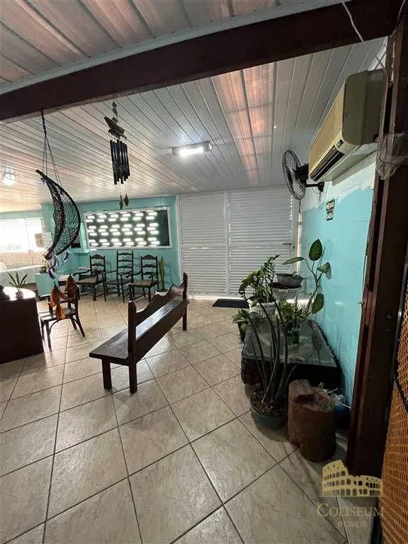 Imagem Casa com 3 dormitórios à venda, 95 m² por R$ 549.000,00 - Boqueirão - Praia Grande/SP