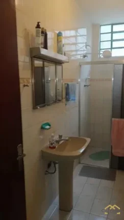 Imagem Casa térrea com 2 quartos e 2 vagas cobertas à venda - Vila Liberdade - Jundiaí