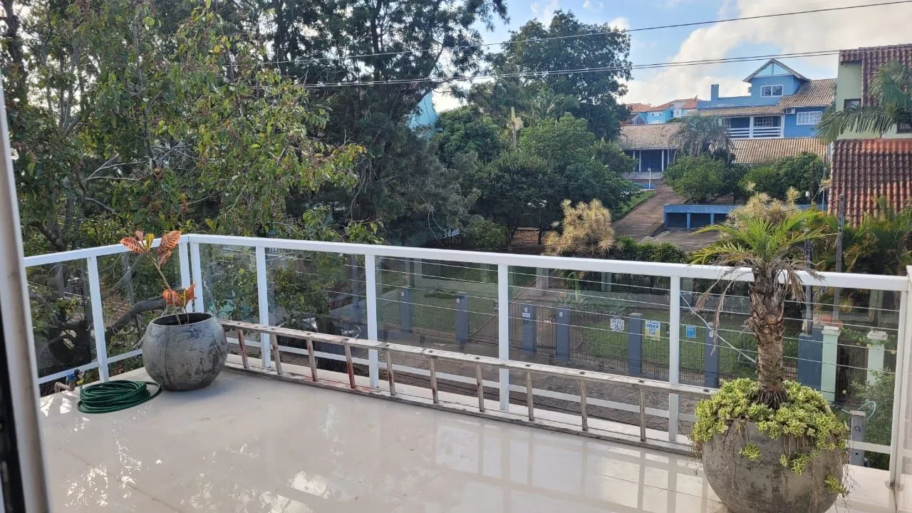 Imagem Sobrado de Alto Padrão na Vila Nova - 3 Dormitórios e 170 m² de Conforto e Estilo!