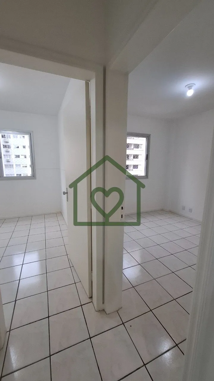 Imagem O mais barato do Condomínio! Oportunidade! Apartamento 3 dormitórios no centro de Florianópolis, ...