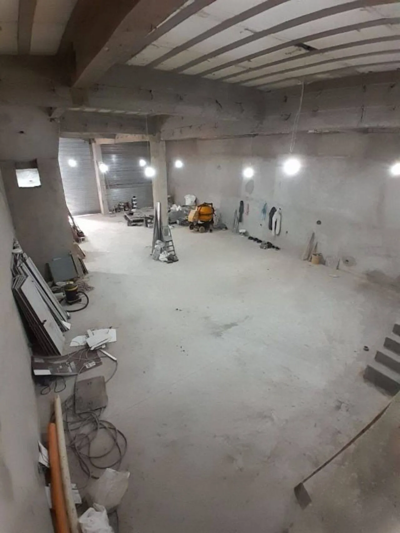 Imagem ALUGO PRÉDIO COMERCIAL NA AV DONA BELMIRA MARIM!