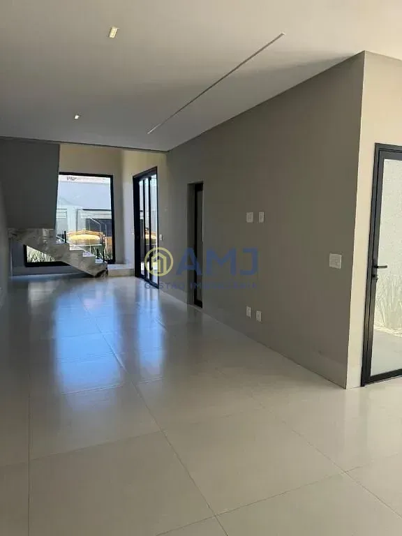 Imagem Venda de Sobrado Alto Padrão - Jardim Vila Boa