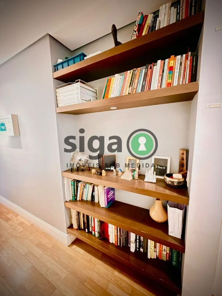 Imagem Apartamento Reformado de 171m² com 3 Suítes e Adega Climatizada.