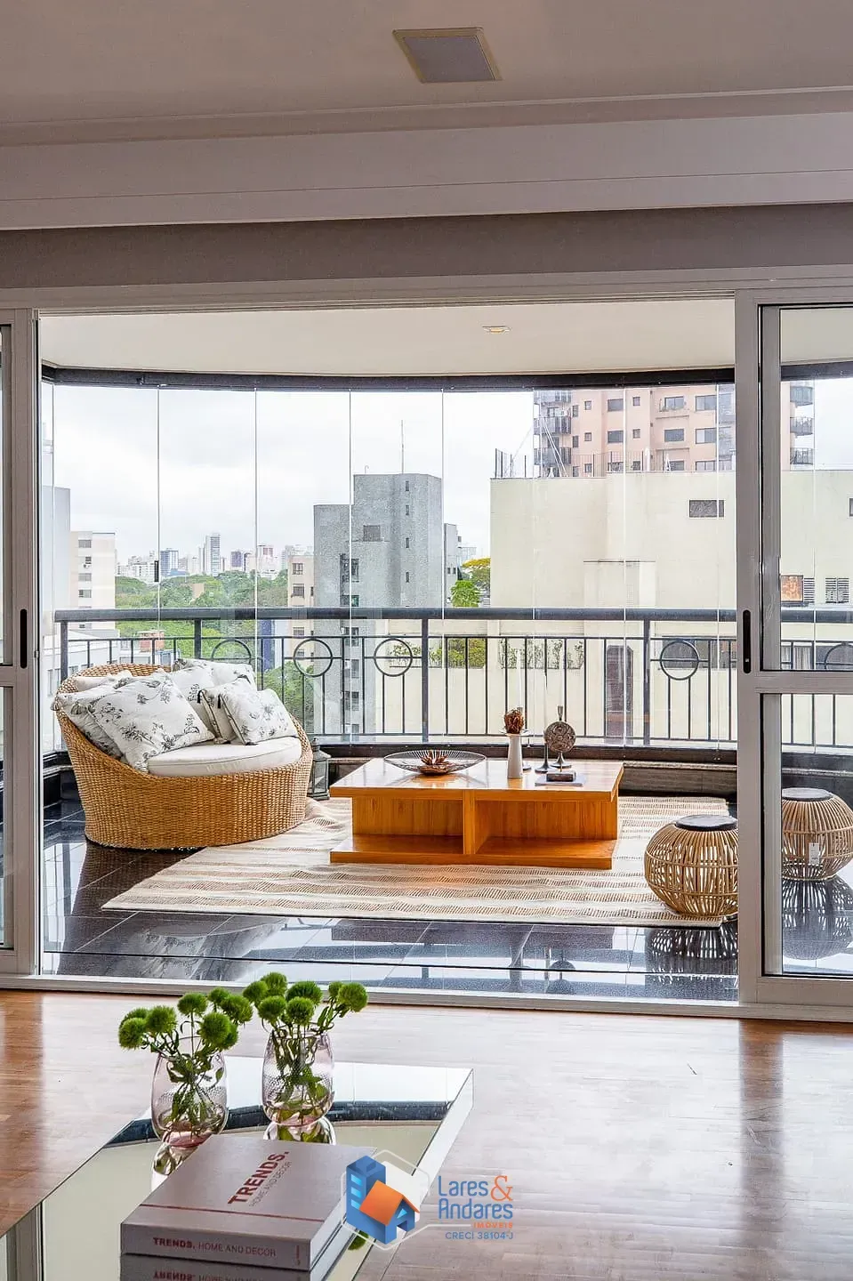 Imagem Apartamento para venda em Moema com 3 quartos, sendo 3 suítes, 301m²