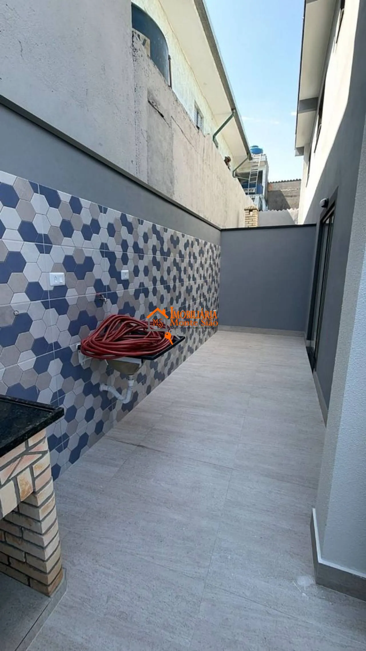 Imagem Sobrado com 2 dormitórios à venda, 80 m² por R$ 520.000,00 - Jardim Zélia - Itaquaquecetuba/SP