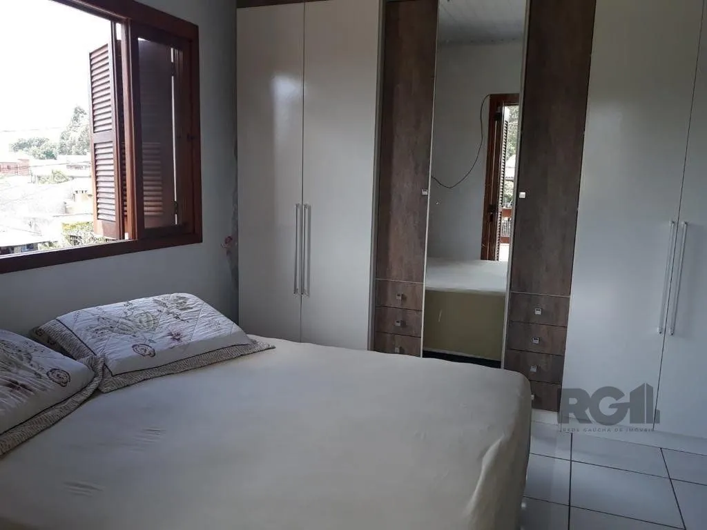 Imagem Casa sobrado 2 dormitórios, 2 vagas de garagem, Bairro Parque Ipiranga