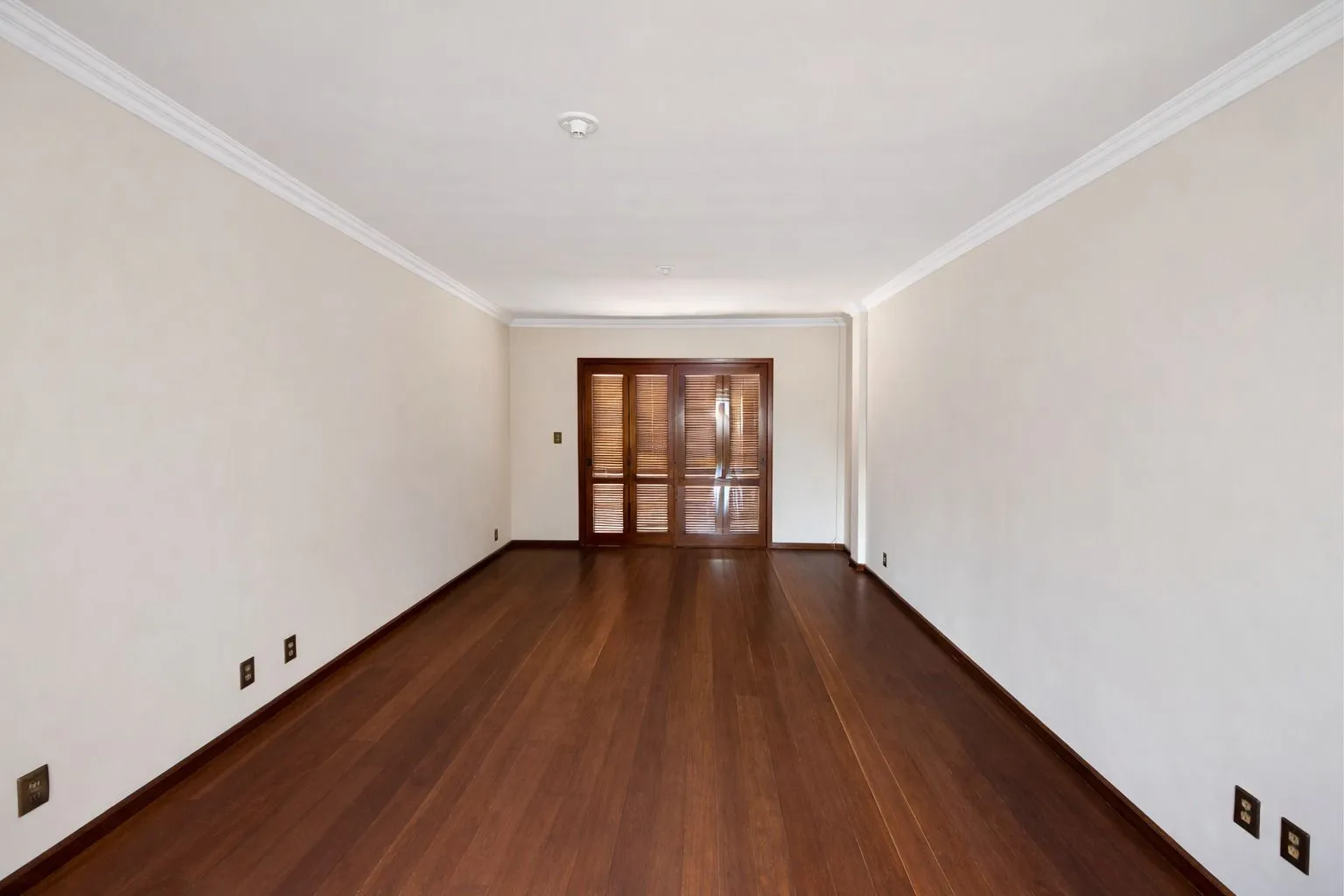 Imagem Predio Residencial e Comercial à Venda em Sant´Ana do Livramento.