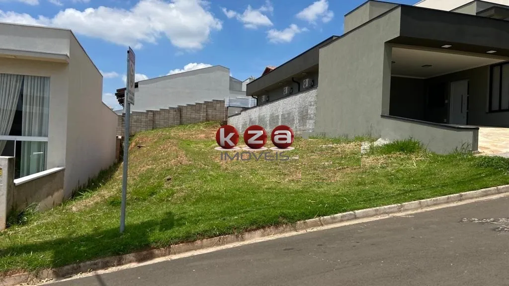 Imagem Terreno à venda em Valinhos-SP no Condomínio Porto do Sol com 300,00 m² de área!
