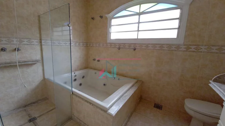 Imagem Casa com 3 dormitórios à venda - Centro - Cachoeira Paulista/SP