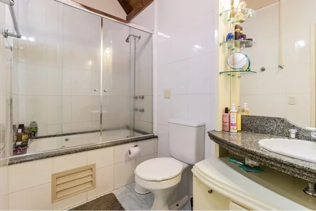 Imagem Casa em Condomínio para venda no bairro Teresópolis em Porto Alegre