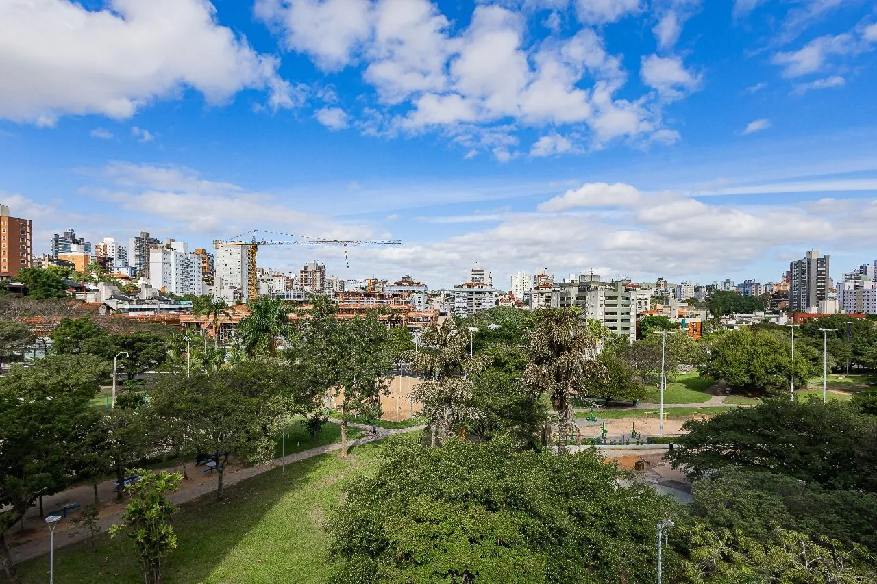 Imagem Cobertura com piscina em frente a praça da Encol no bairro Bela vista.