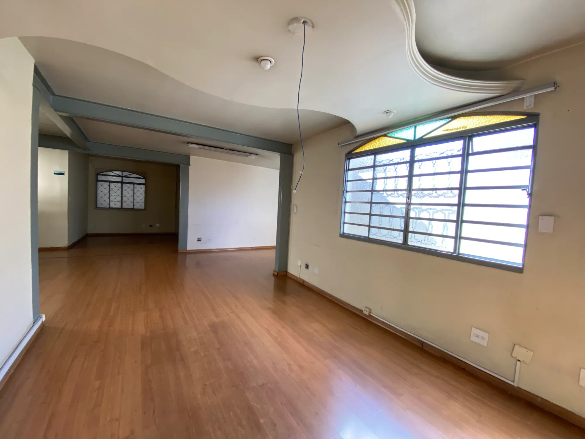 Imagem Casa com 3 Quartos à Venda ou Locação, 187 m² em Betânia - Belo Horizonte