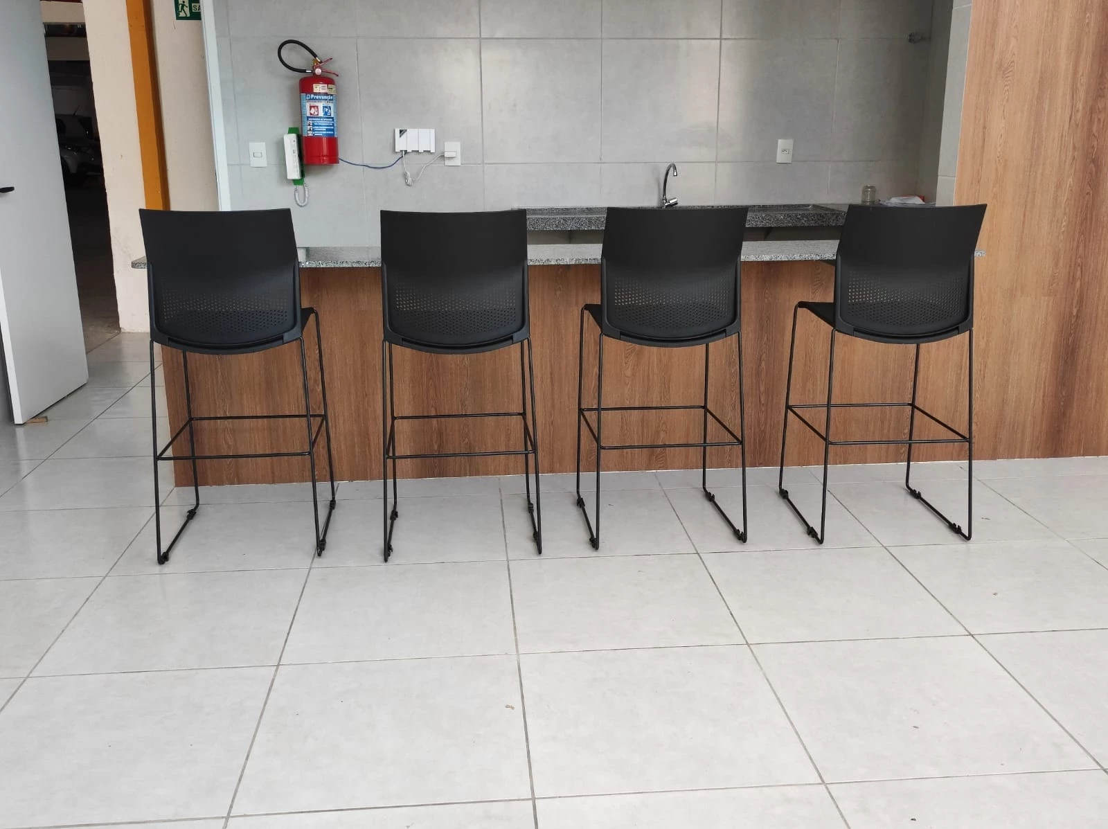 Imagem Apartamento com 3 Quartos à Venda, 66 metros em Casa Amarela - Recife