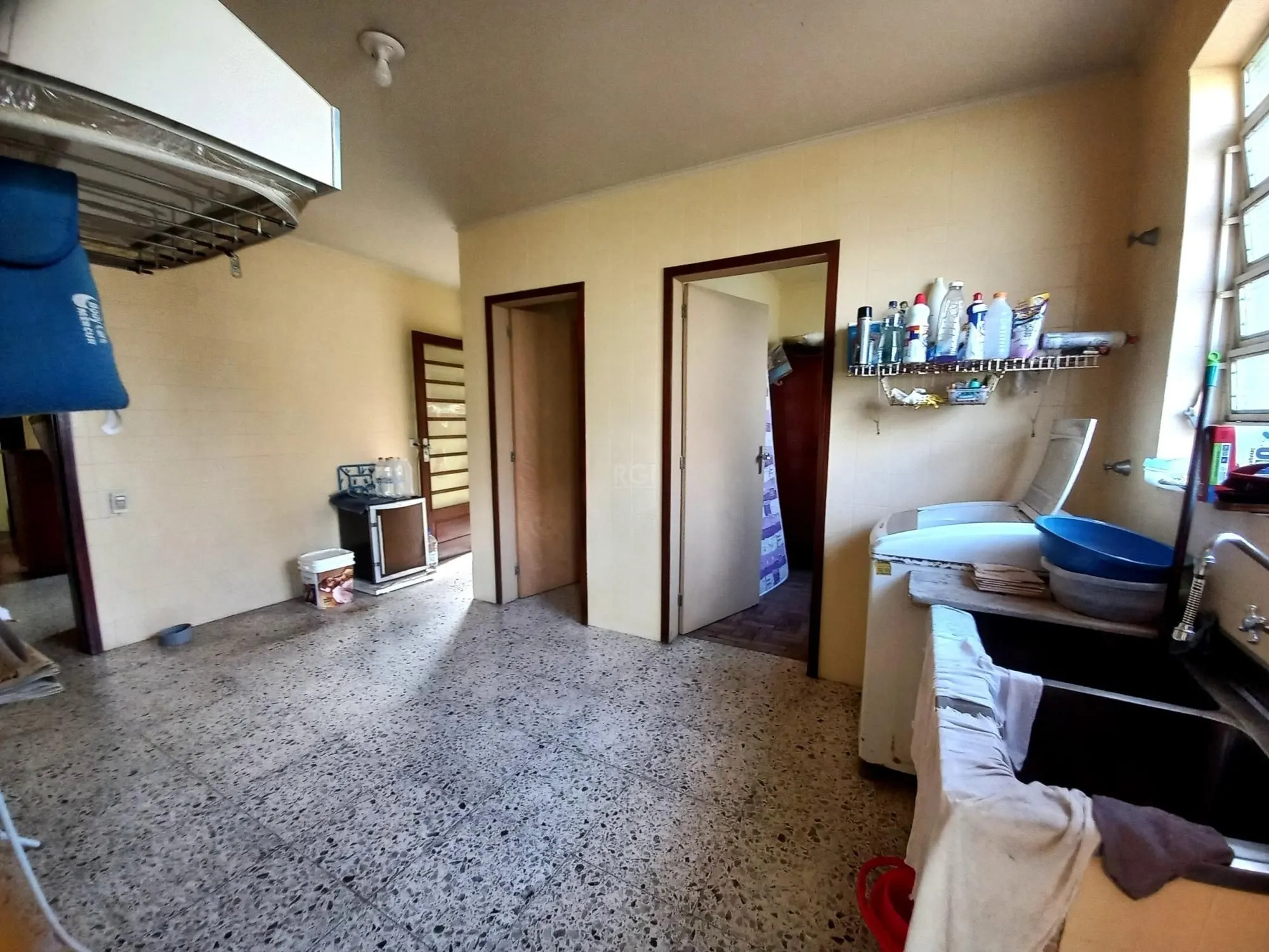 Imagem Casa para Venda - 300m², 4 dormitórios, sendo 1 suites, 2 vagas - Santana