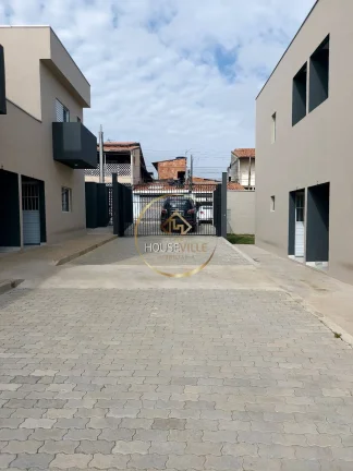 Imagem Casa Sobrado 2 dormitórios com quintal, 1 vaga, Sjc.
