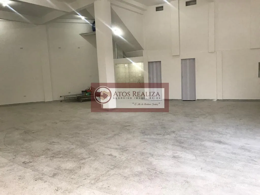 Imagem Alugo Excelente Galpão em Região Cidade Dutra - São Paulo