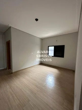 Imagem Belíssima Casa com 3 dormitórios no Condomínio Lagos D’ Icaraí em Salto SP.
