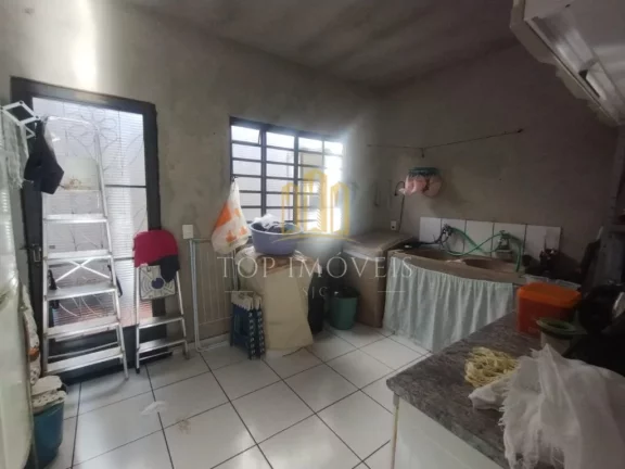 Imagem Excelente Casa Térrea Av Principal do Bairro Venda e Locação Jardim Maria Amélia