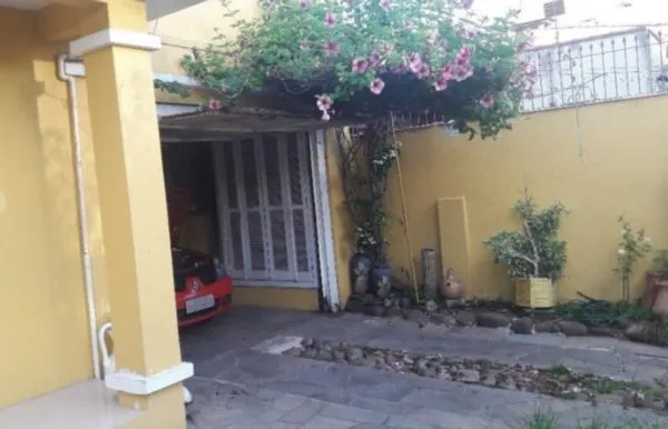 Imagem Casa para Venda - 176m², 2 dormitórios, 4 vagas - Santana