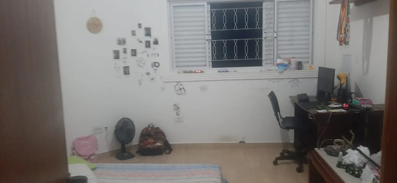 Imagem Casa à venda 5 Quartos, 3 Suites, 4 Vagas, 230M², Vila São Geraldo, Taubaté - SP